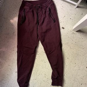 American eagle joggers